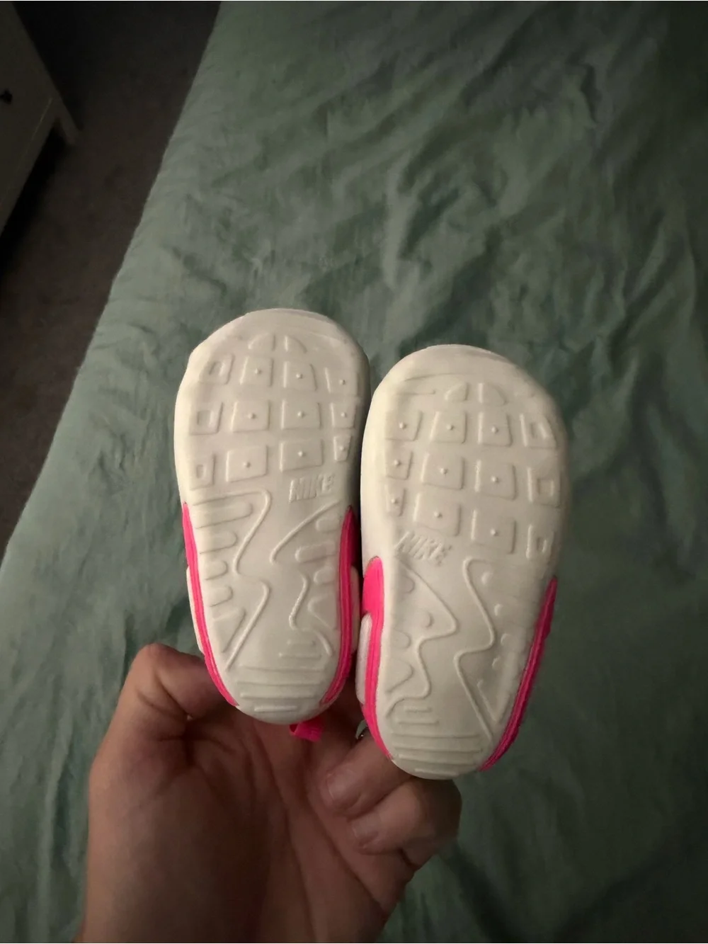 Nike TODDLER 4C Soft bottom crib booties!